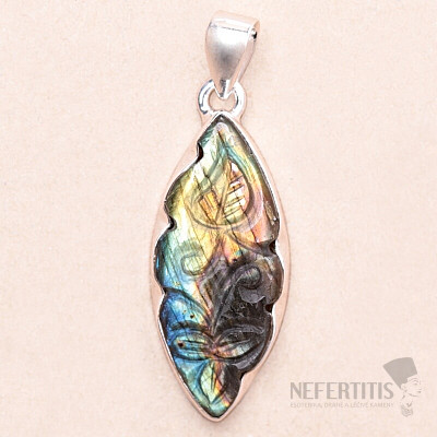 Labradorite rainbow carved pendant silver Ag 925 P748