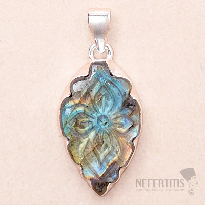 Labradorite rainbow carved pendant silver Ag 925 P758