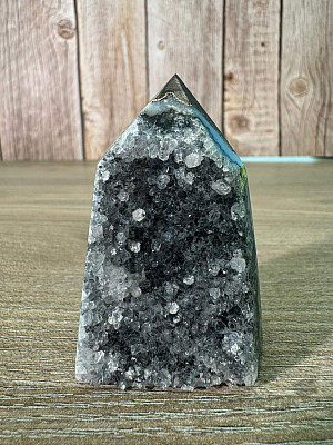 Amethyst-Druse Brasilien-Spitze - Obelisk 4