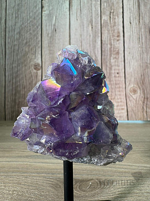 Amethyst-Titan-Aura-Druza auf Stand 1