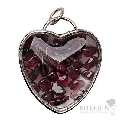 Pendant Glass heart with garnet