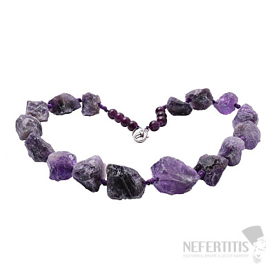 Exklusive Halskette mit rohem Amethyst