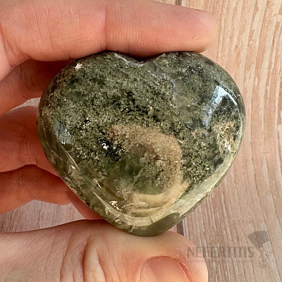 Prehnite heart 2