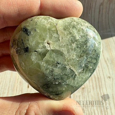 Prehnite heart 9