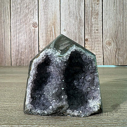 Amethyst druse Brazil spike - obelisk 8