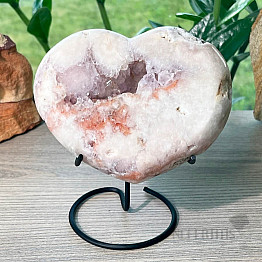 Amethyst pink druse heart on a stand 1