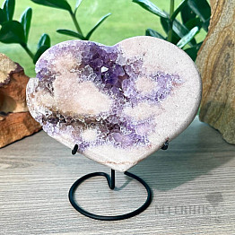 Amethyst pink druse heart on a stand 3