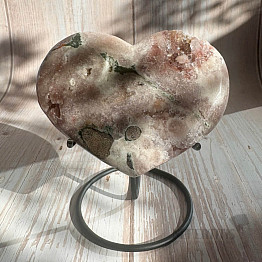 Amethyst pink druse heart on a stand 6