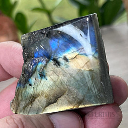 Labradorite Polished Madagascar 82