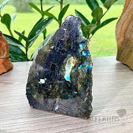 Labradorite semi-cut Madagascar P2-2