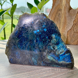 Labradorite semi-cut Madagascar P2-7