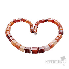 Red agate necklace made of cut beads