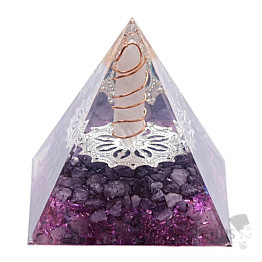 Orgonite pyramid amethyst with crystal crystal