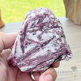 Tourmaline rubellite in parent rock AA quality 11