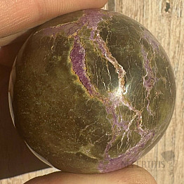 Stichtite ball 3