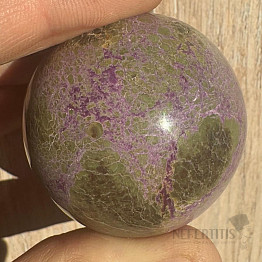 Stichtite ball 4